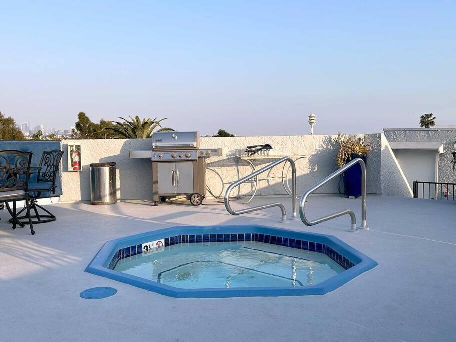 1 Bd Condominium Near Sunset Blvd Лос Анджелис Екстериор снимка