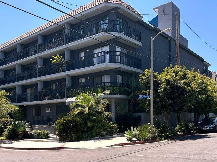 1 Bd Condominium Near Sunset Blvd Лос Анджелис Екстериор снимка