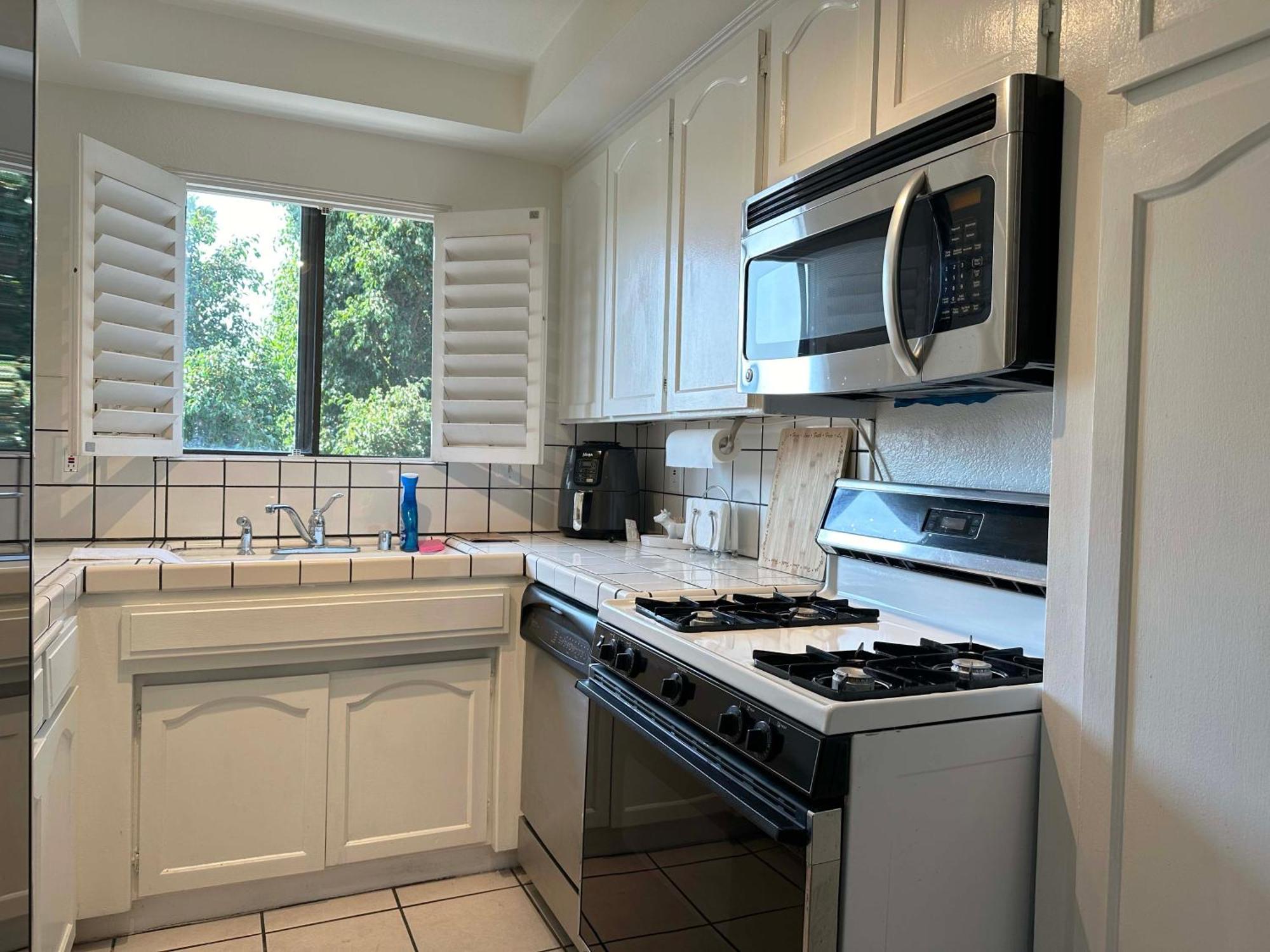 1 Bd Condominium Near Sunset Blvd Лос Анджелис Екстериор снимка