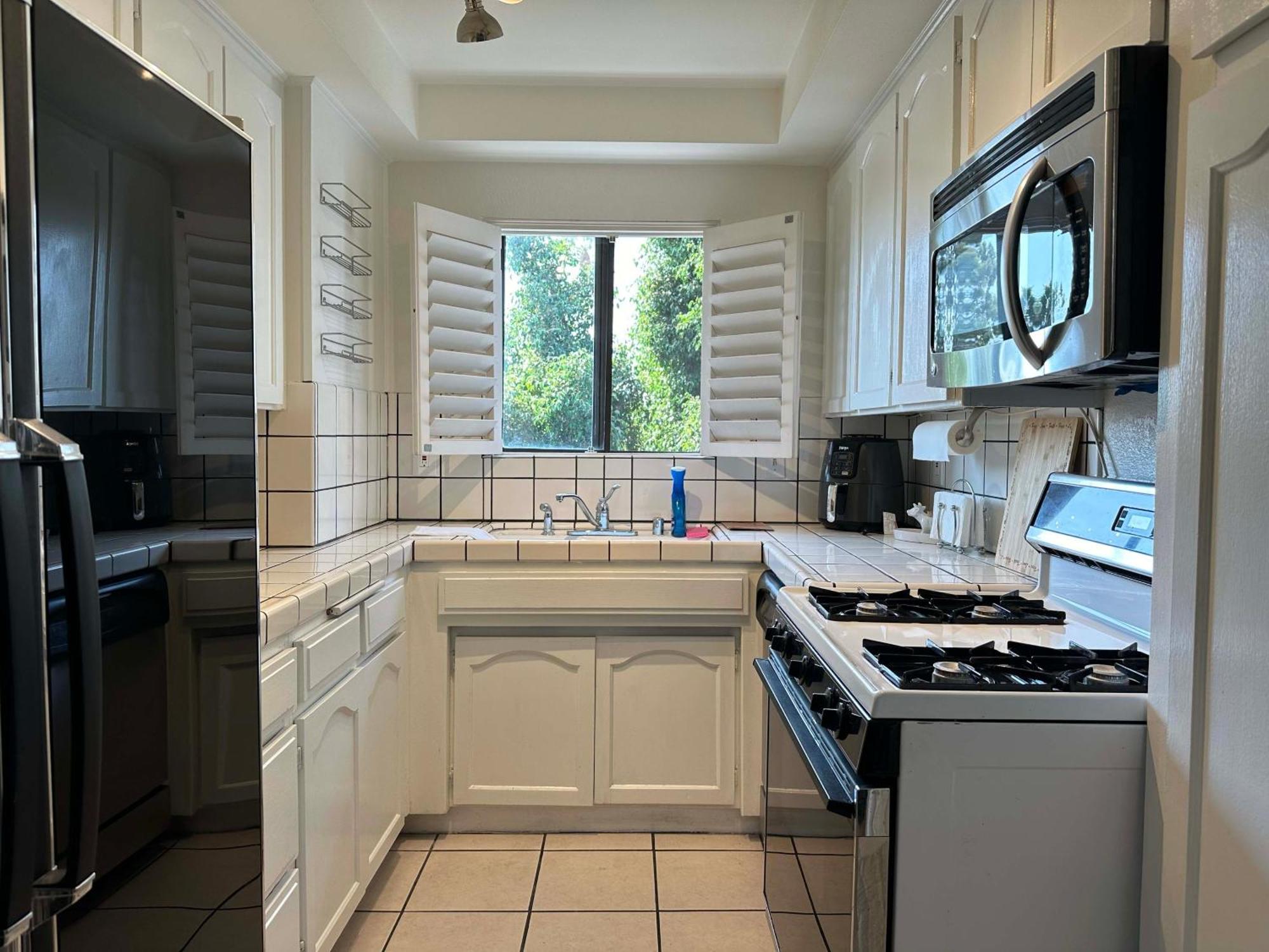 1 Bd Condominium Near Sunset Blvd Лос Анджелис Екстериор снимка